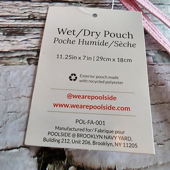 🎉3/$39 🆕️Poolside Water Resistant Pouch - Picture 5 of 9